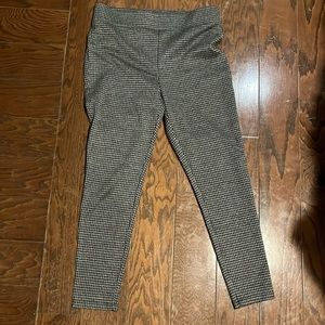 NWOT loft black houndstooth pants, size large